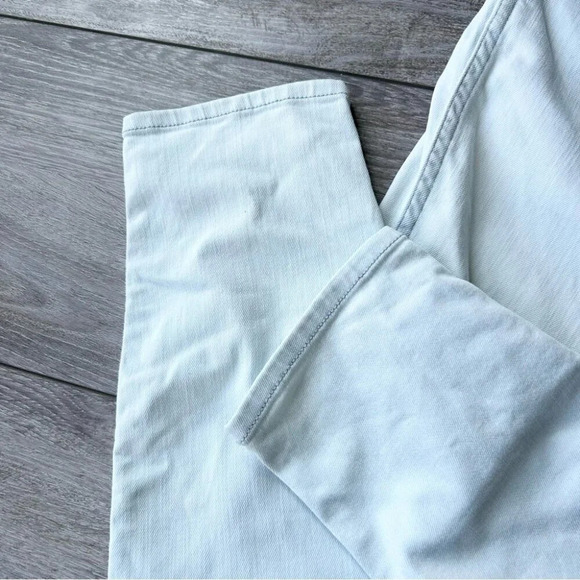 J BRAND Nirvana Sky Cropped Mid Rise Jeans - Picture 12 of 16